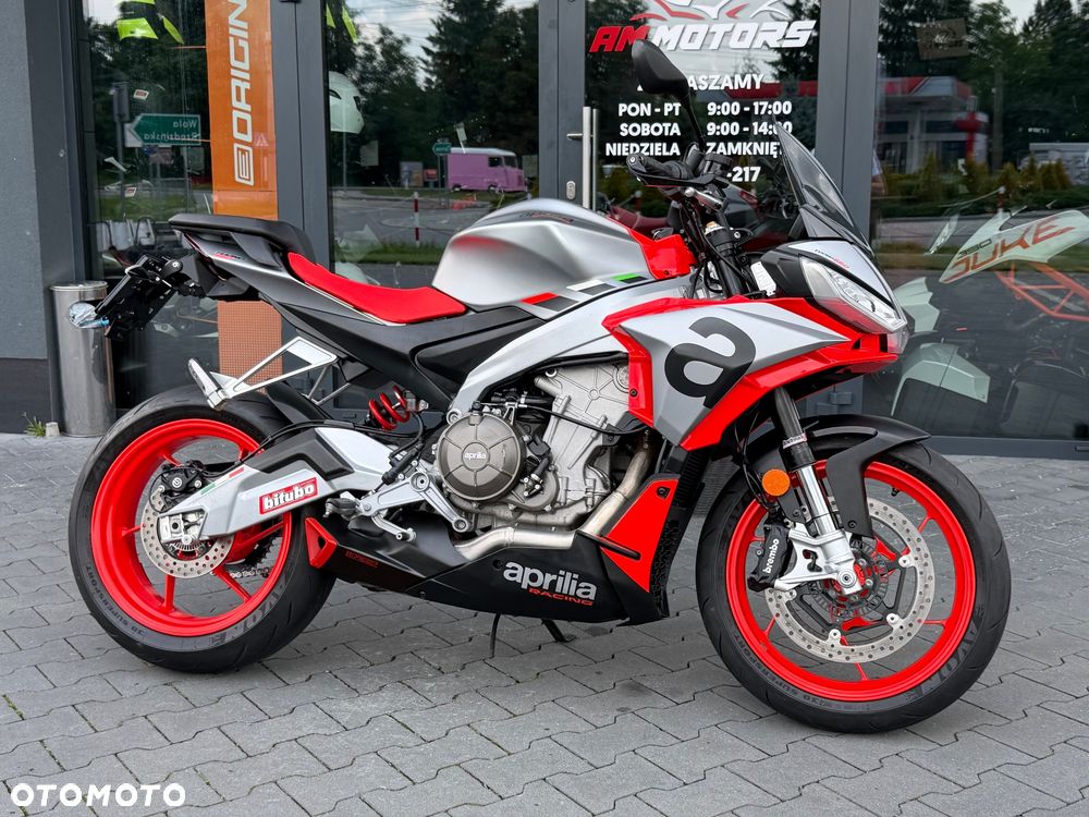 Aprilia Tuono - 3