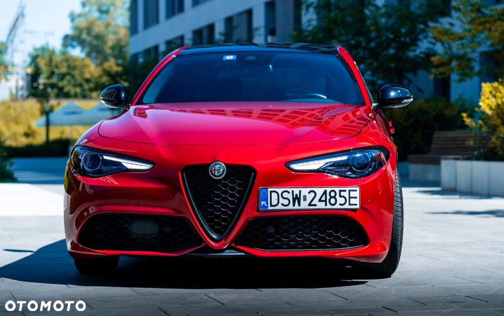 Alfa Romeo Giulia 2.0 Turbo 16V AT8 Veloce - 11