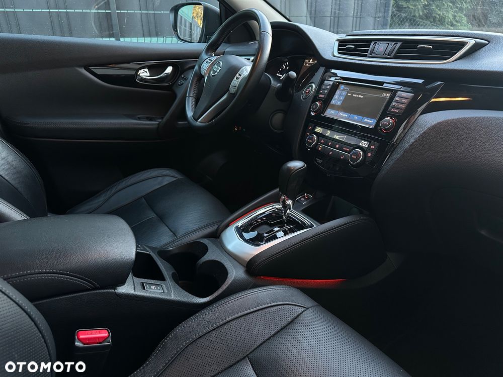 Nissan Qashqai - 11