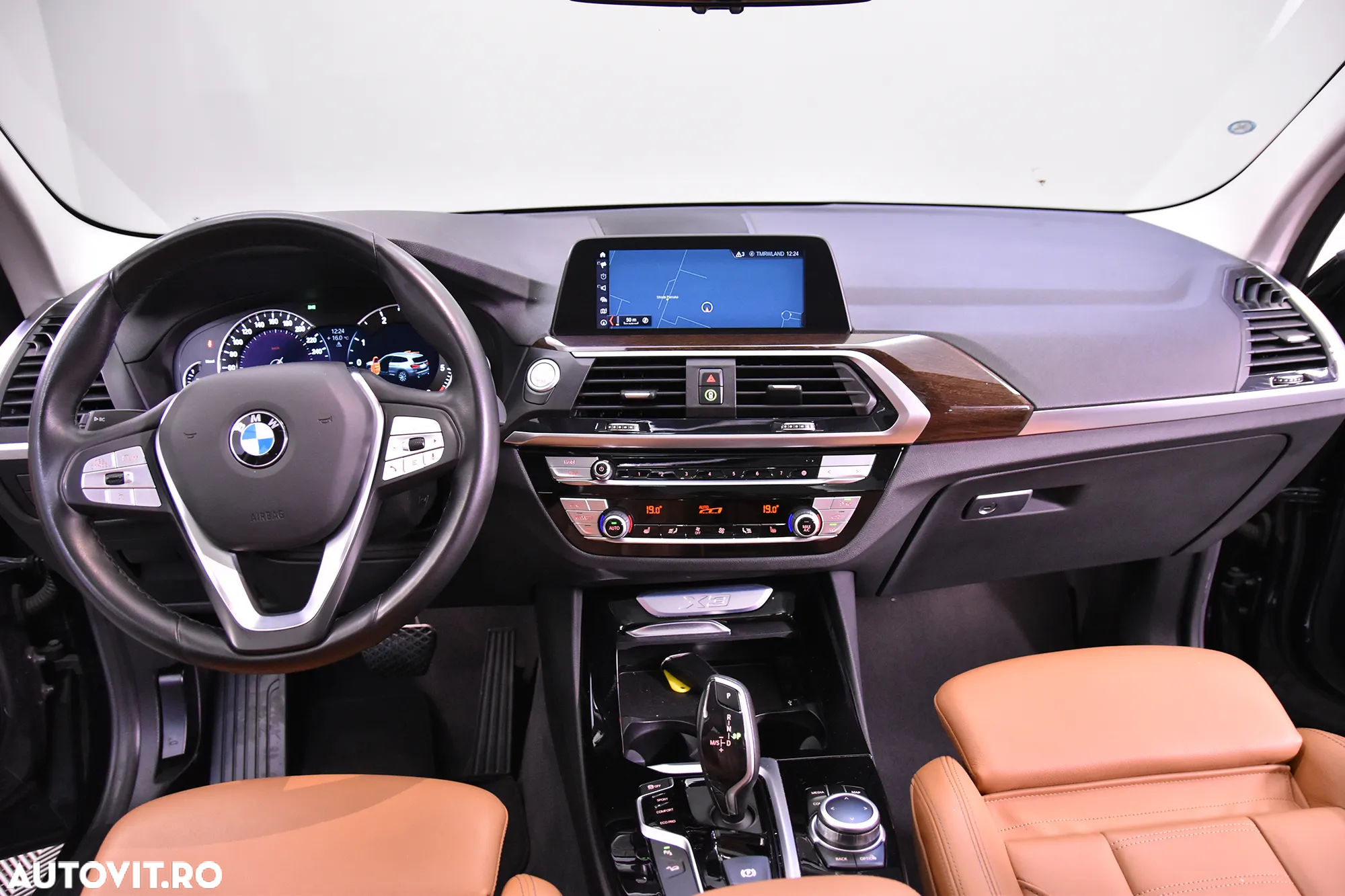 BMW X3 xDrive20d AT xLine - 9