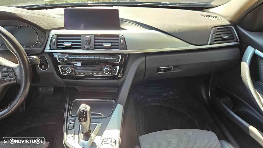 BMW 320 i Aut. Sport Line - 21