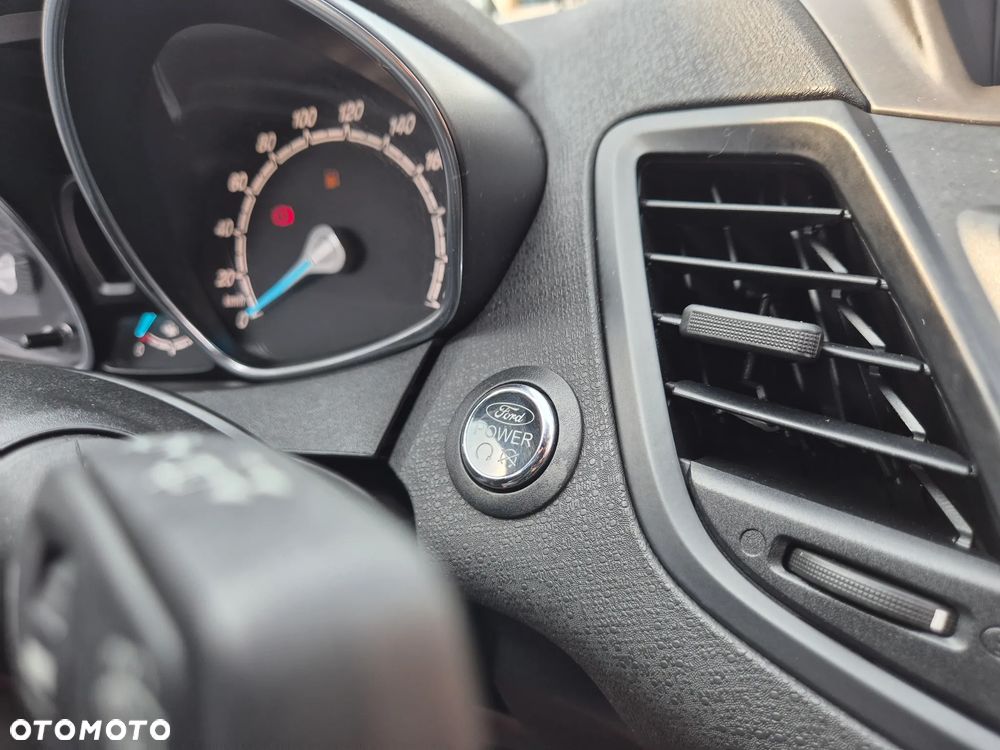Ford Fiesta 1.0 EcoBoost STart-Stop ST-LINE - 38
