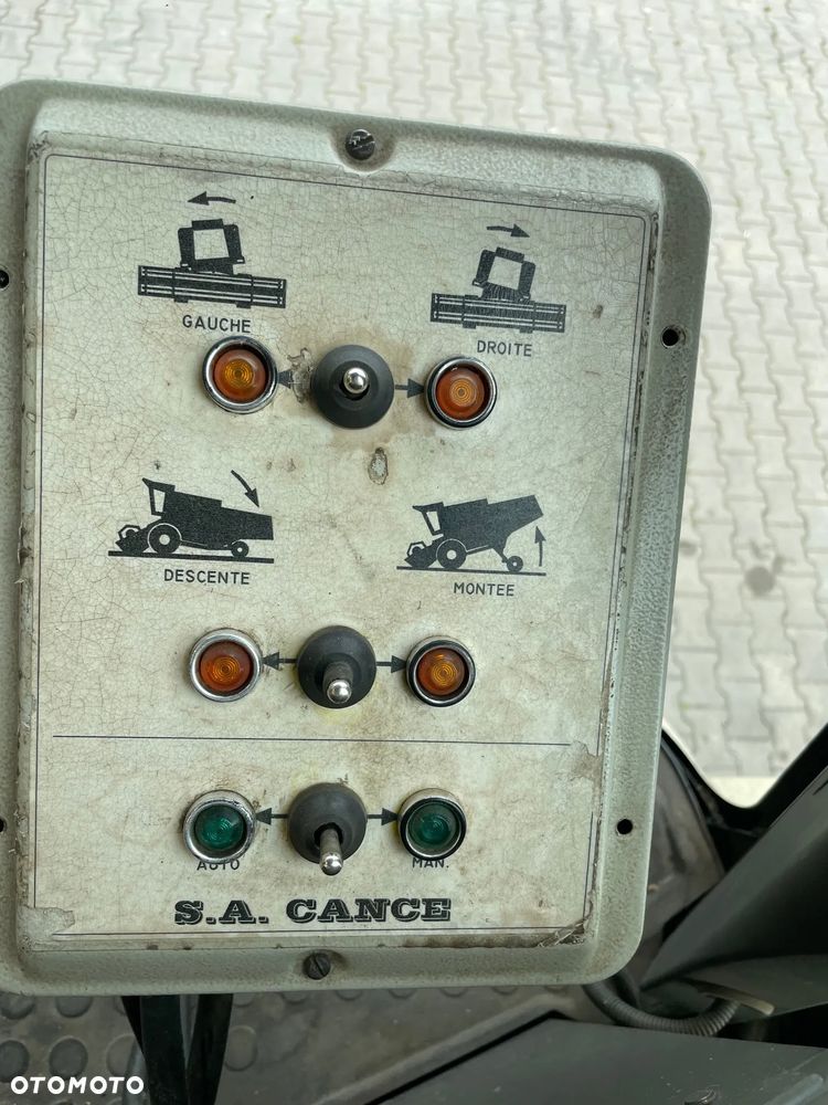 Claas MEDION 320 - 15