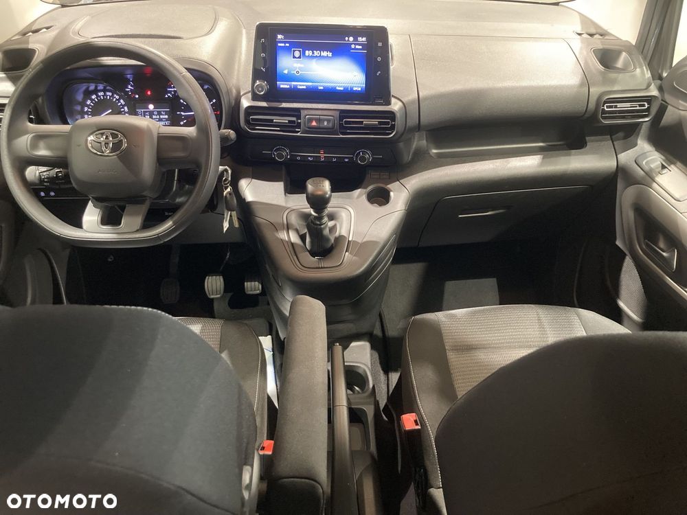 Toyota Proace City Verso Long 1.2 D-4T Business - 13