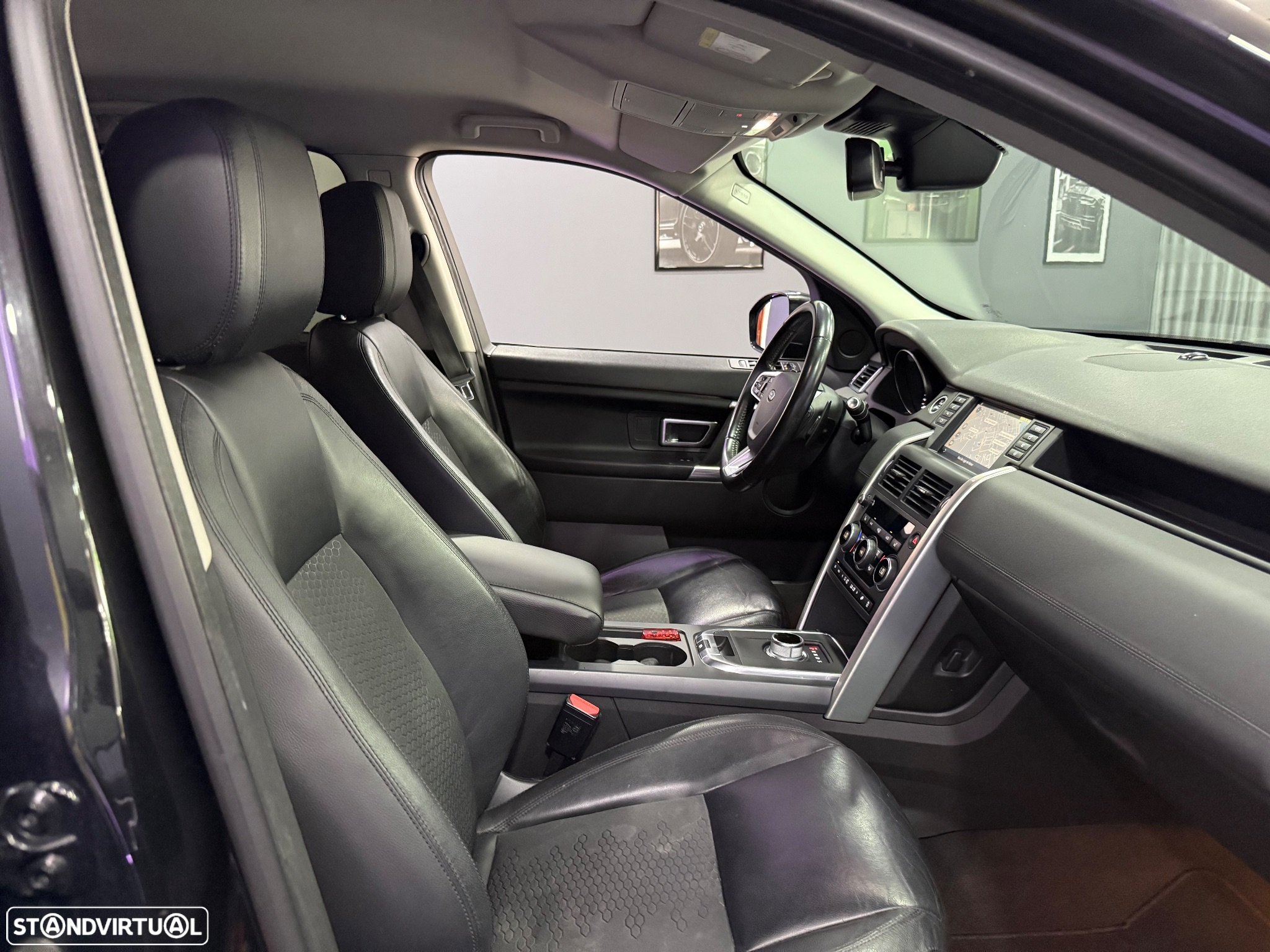 Land Rover Discovery Sport 2.0 TD4 HSE Auto - 34