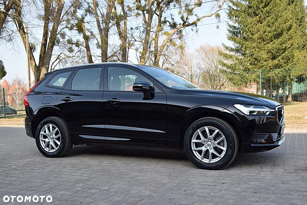 Volvo XC 60 B4 D AWD Geartronic Momentum - 5