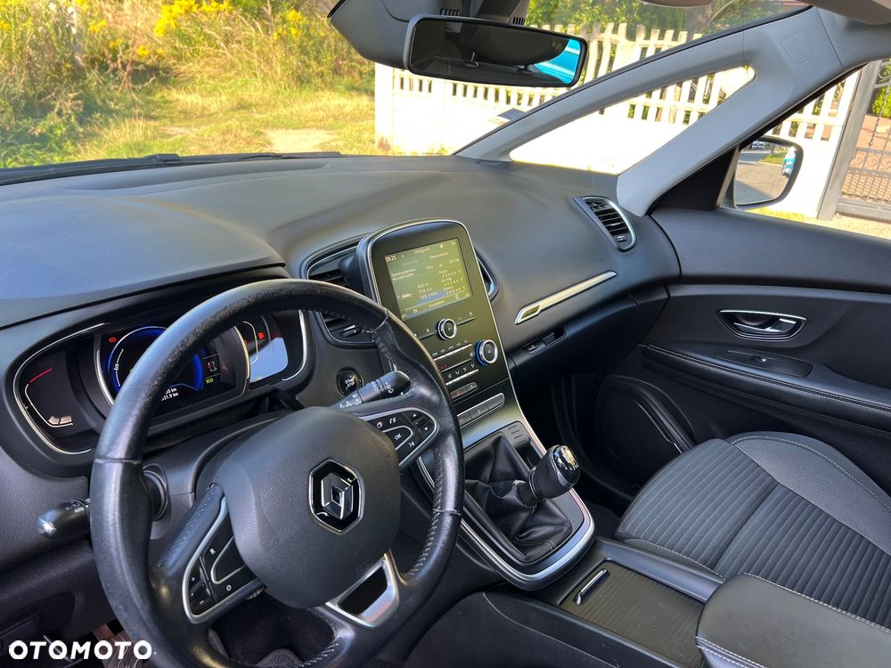 Renault Scenic TCe 140 GPF BUSINESS EDITION - 15