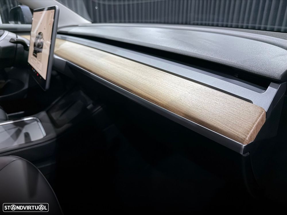 Tesla Model 3 Standard Range Plus RWD - 30