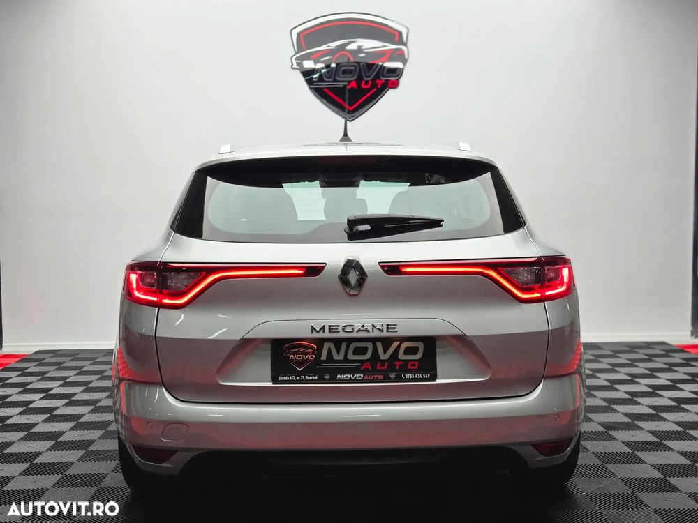 Renault Megane TCe 140 GPF EDC BUSINESS EDITION - 36