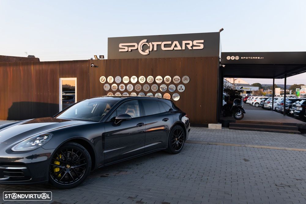 Porsche Panamera Sport Turismo 4 E-Hybrid - 3
