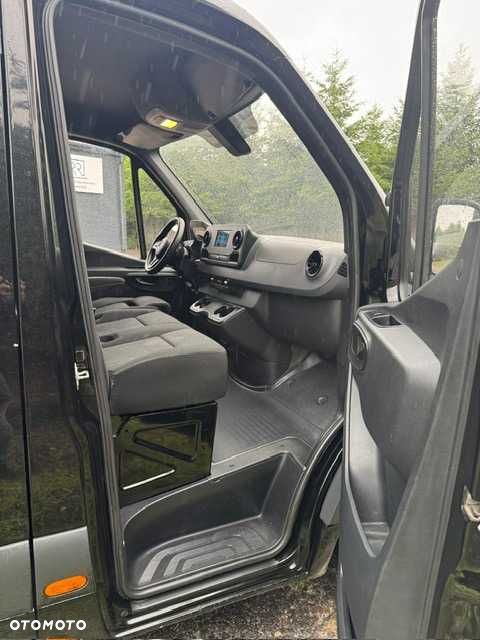 Mercedes-Benz Sprinter - 7
