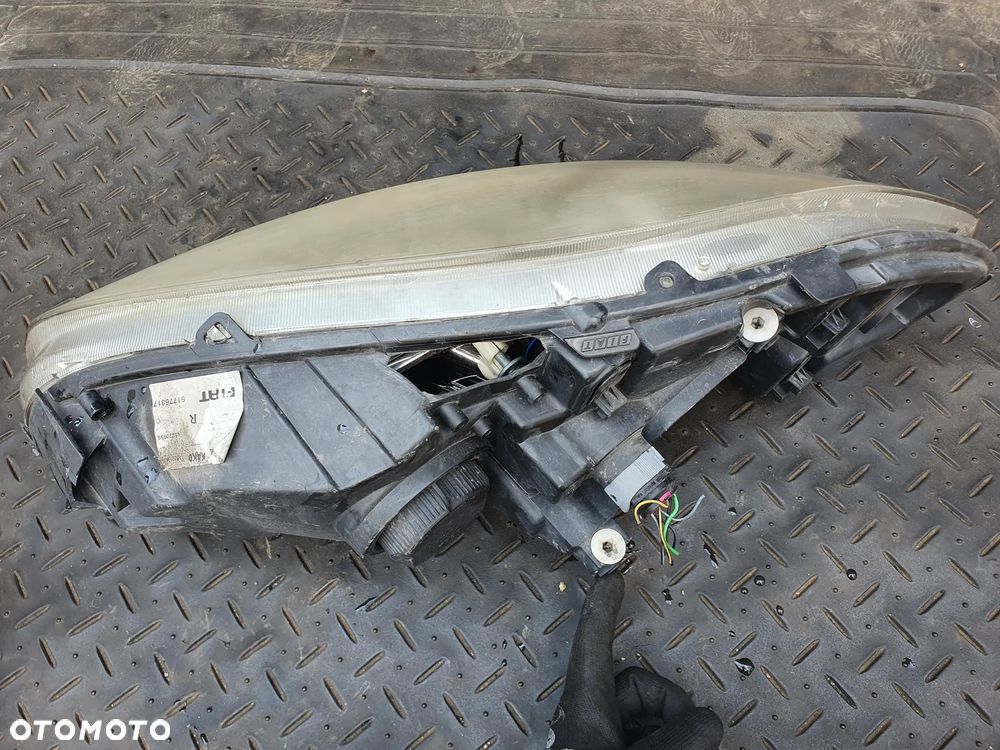 FIAT LINEA REFLEKTOR PRAWY LAMPA PRAWY PRZÓD PRZEDNIA 51776317 ORYGINAŁ - 4