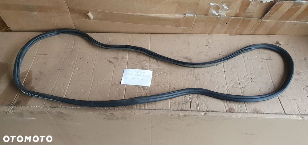 Uszczelka klapy bagażnika VW Polo V 6R - 1