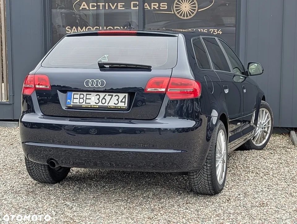 Audi A3 Sportback 2.0 TDI Ambiente - 11