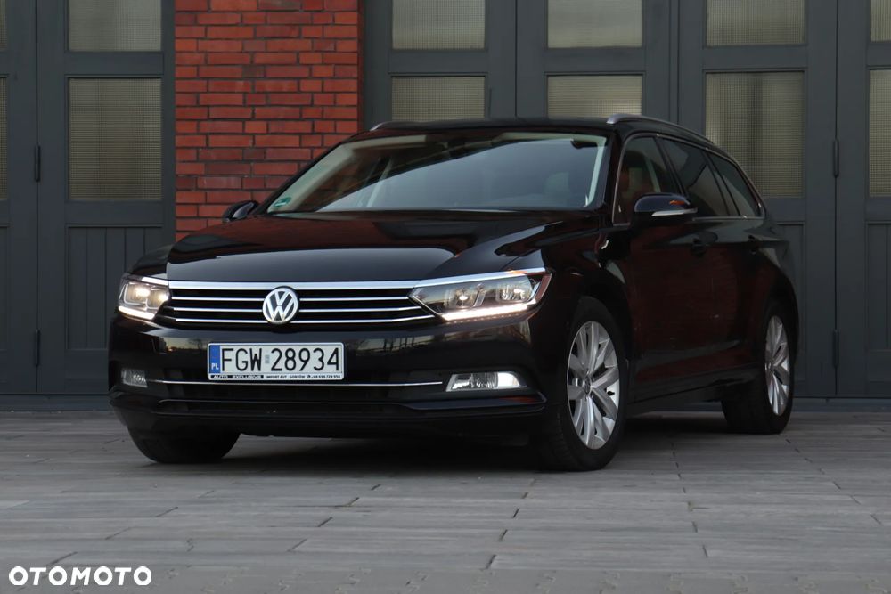 Volkswagen Passat 2.0 TDI SCR DSG Comfortline - 2