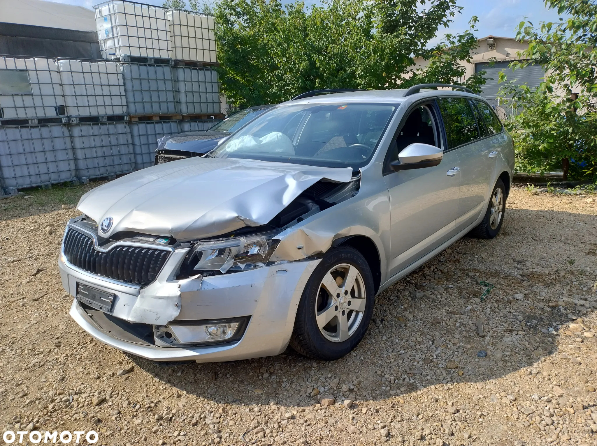 Skoda Octavia Combi 1.6 TDI (Green tec) 4x4 Ambition - 2