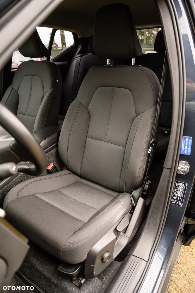 Volvo XC 40 T3 Momentum - 15