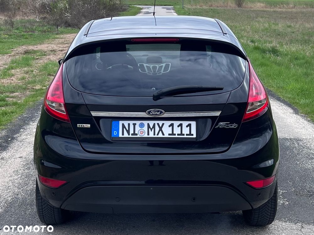 Ford Fiesta 1.6 TDCi DPF Titanium - 5