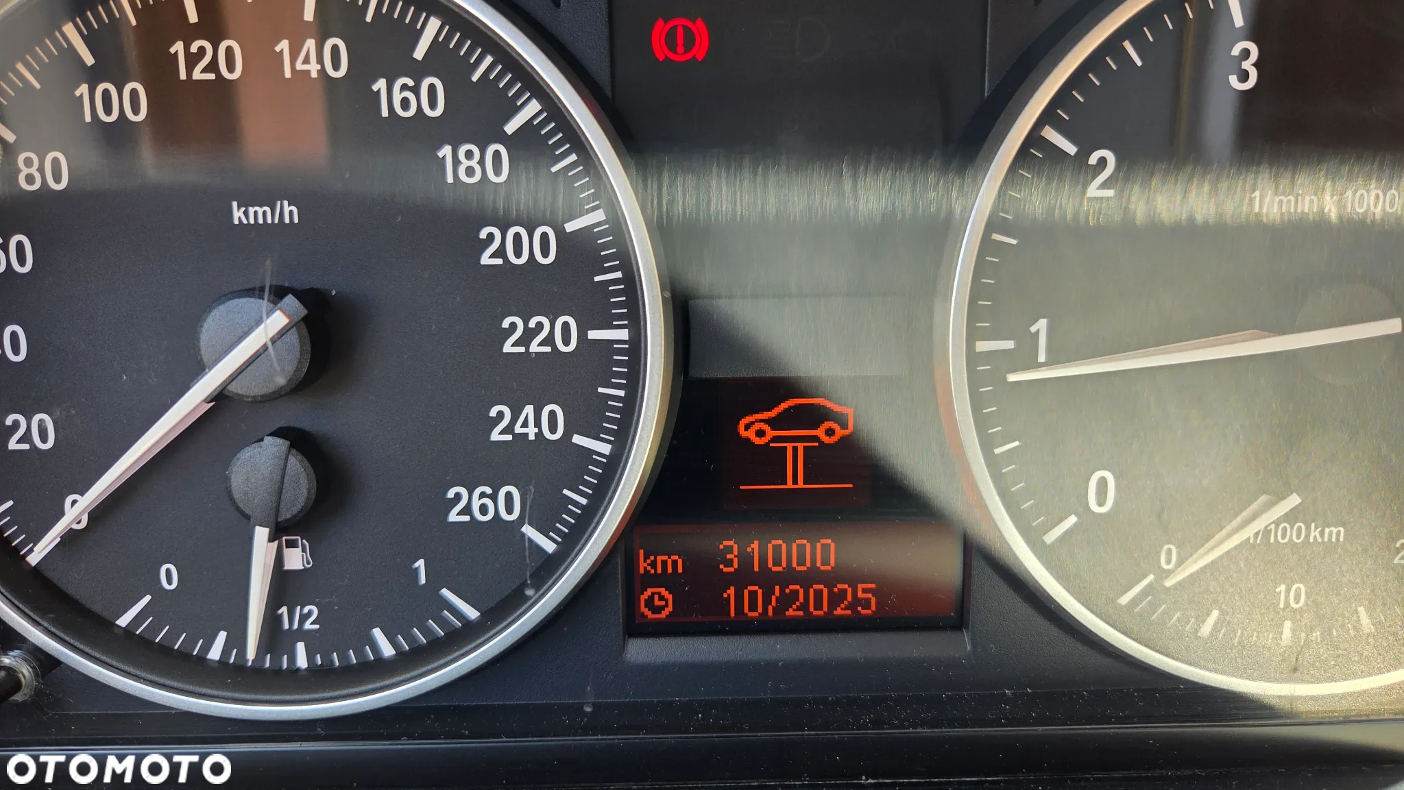 BMW X1 sDrive18i - 27