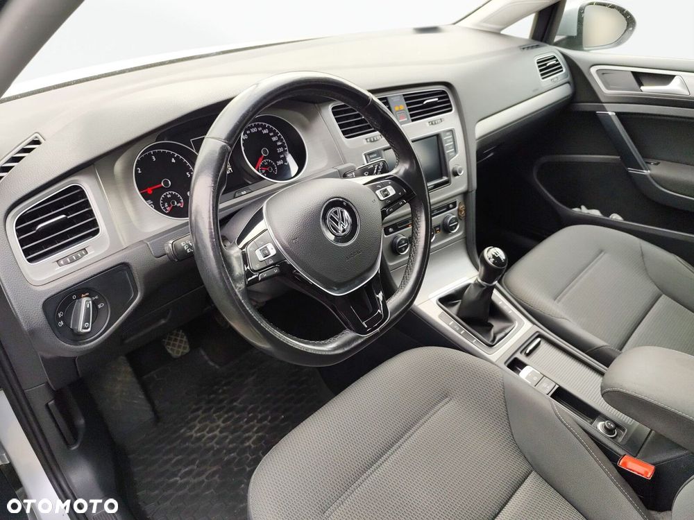 Volkswagen Golf Variant - 9