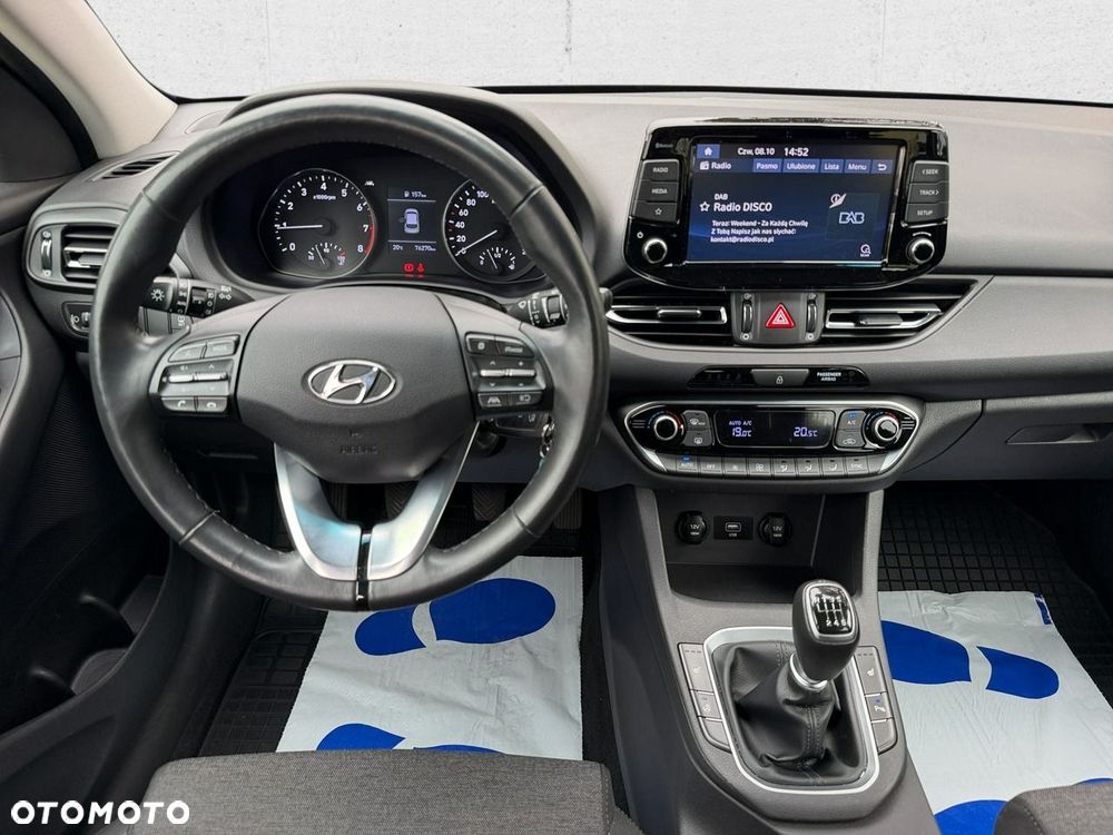 Hyundai i30 2022