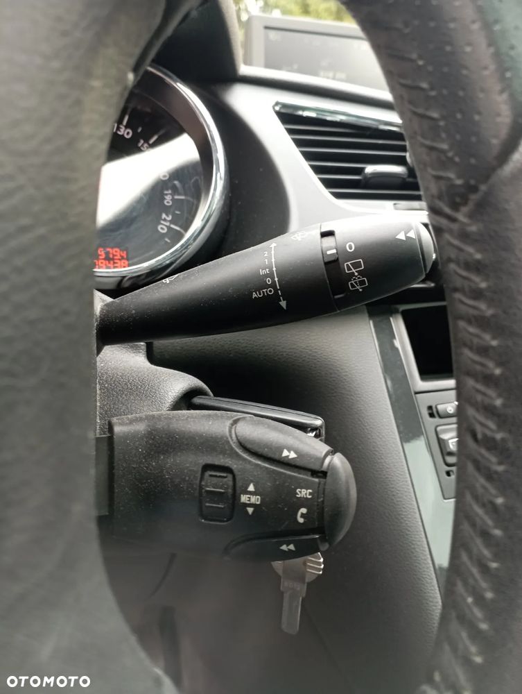 Peugeot 3008 1.2 PureTech Style - 20