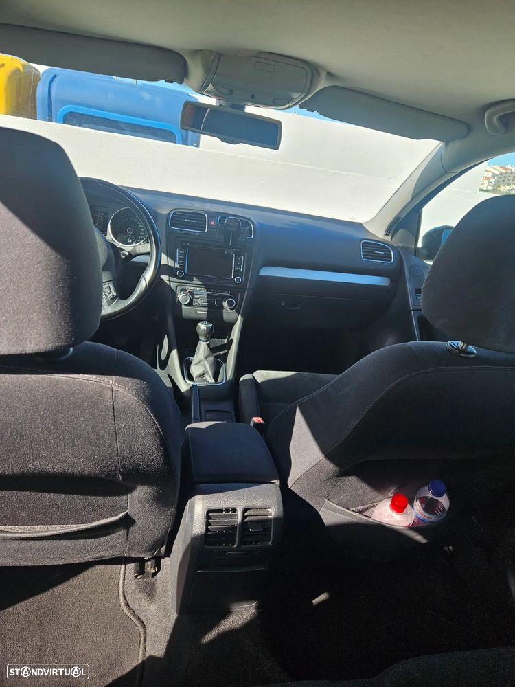 VW Golf 1.6 TDi Confortline - 6