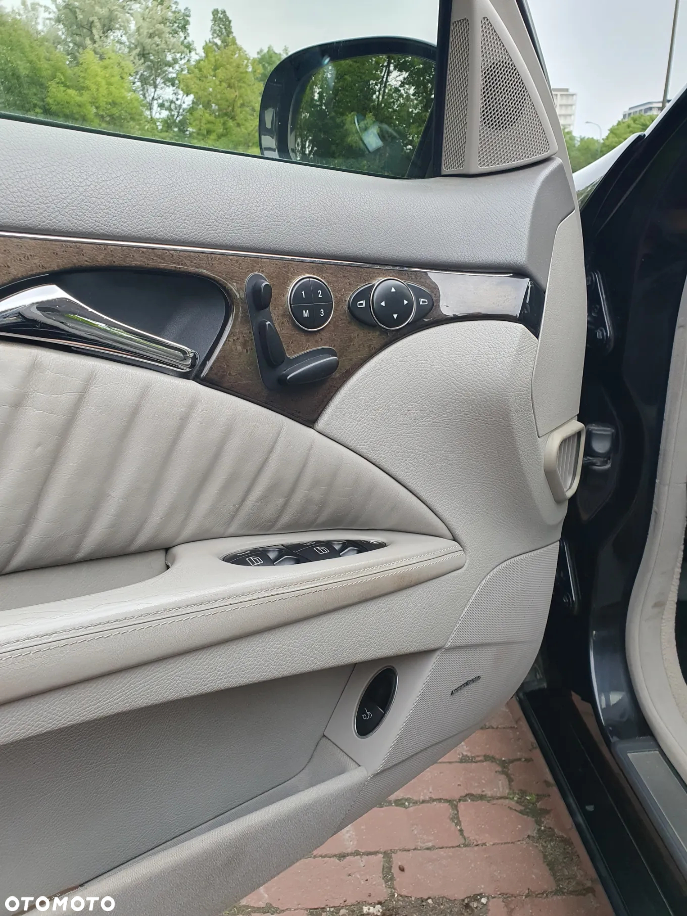 Mercedes-Benz Klasa E - 7