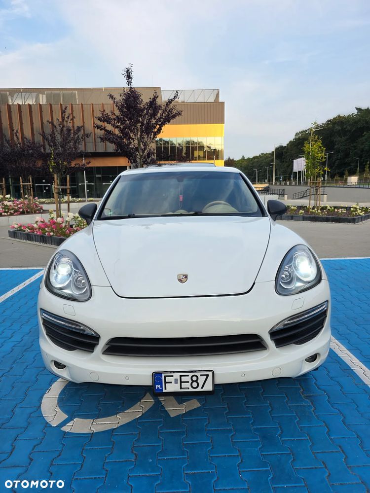 Porsche Cayenne Platinum Edition - 10