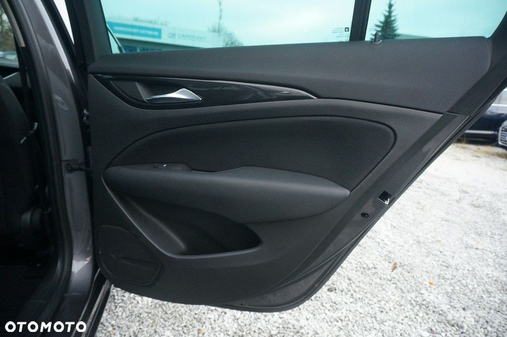 Opel Insignia 2.0 CDTI Business Elegance S&S - 29