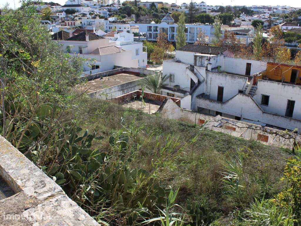 Terreno urbano no centro da cidade, junto ao Rio Gilão em Tavira, A... - Grande imagem: 5/27