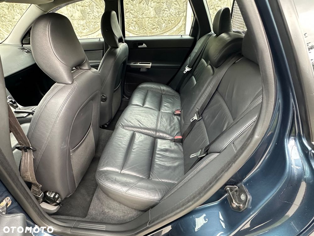 Volvo V50 2.0 Momentum - 10