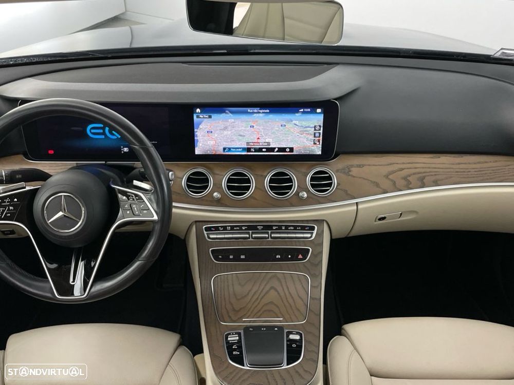 Mercedes-Benz E 300 de AMG Line - 10