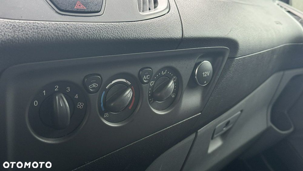 Ford Transit Custom - 29