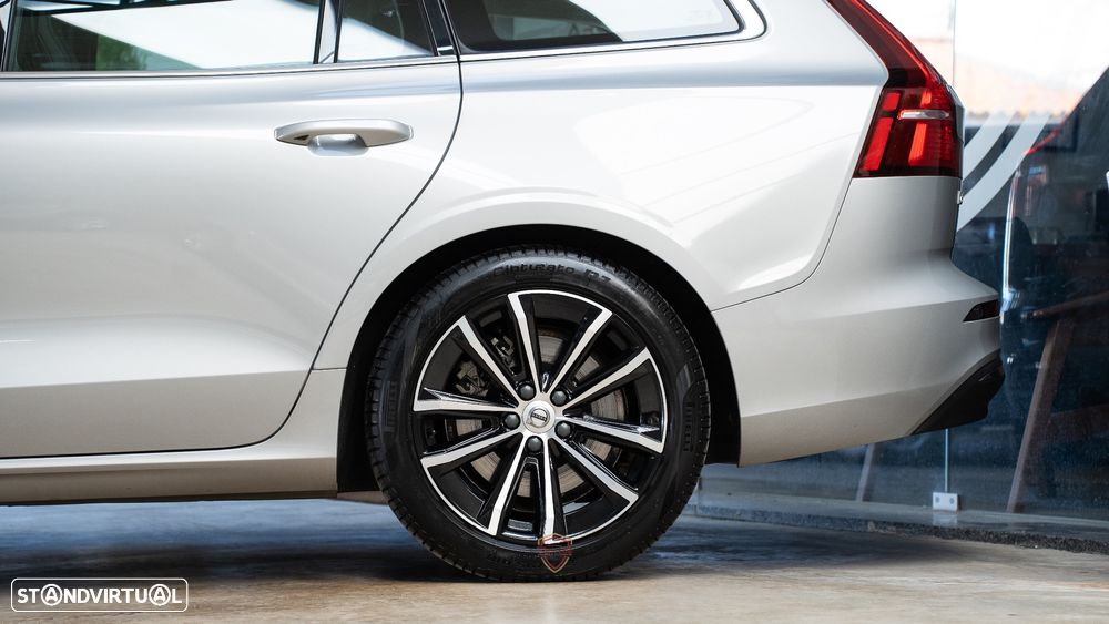 Volvo V60 2.0 T6 AWD TE Core - 14