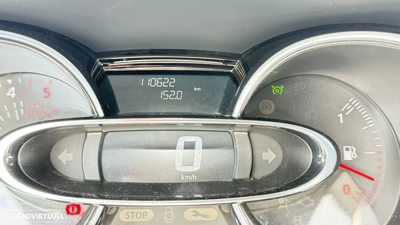 Renault Clio Sport Tourer 1.5 dCi GT Line - 32