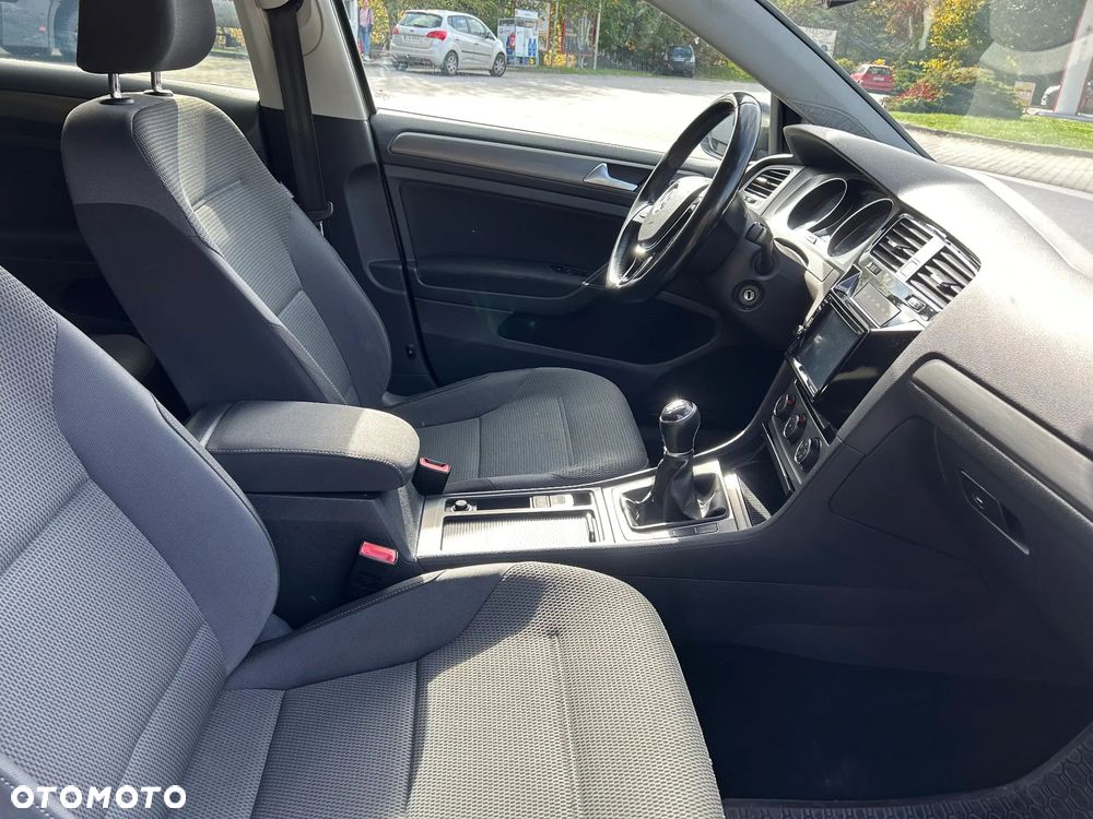 Volkswagen Golf VII 1.4 TSI BMT Comfortline - 14