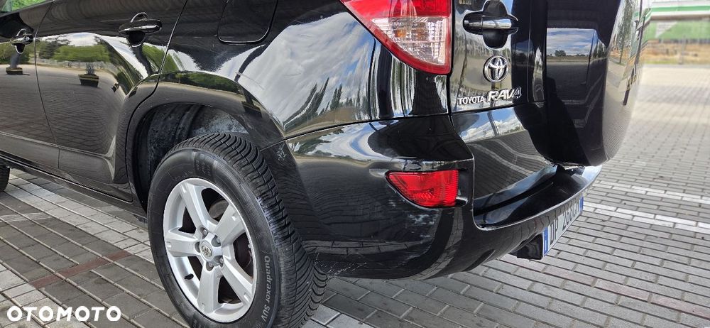 Toyota RAV4 2.2 D-4D 4x4 Sol - 17