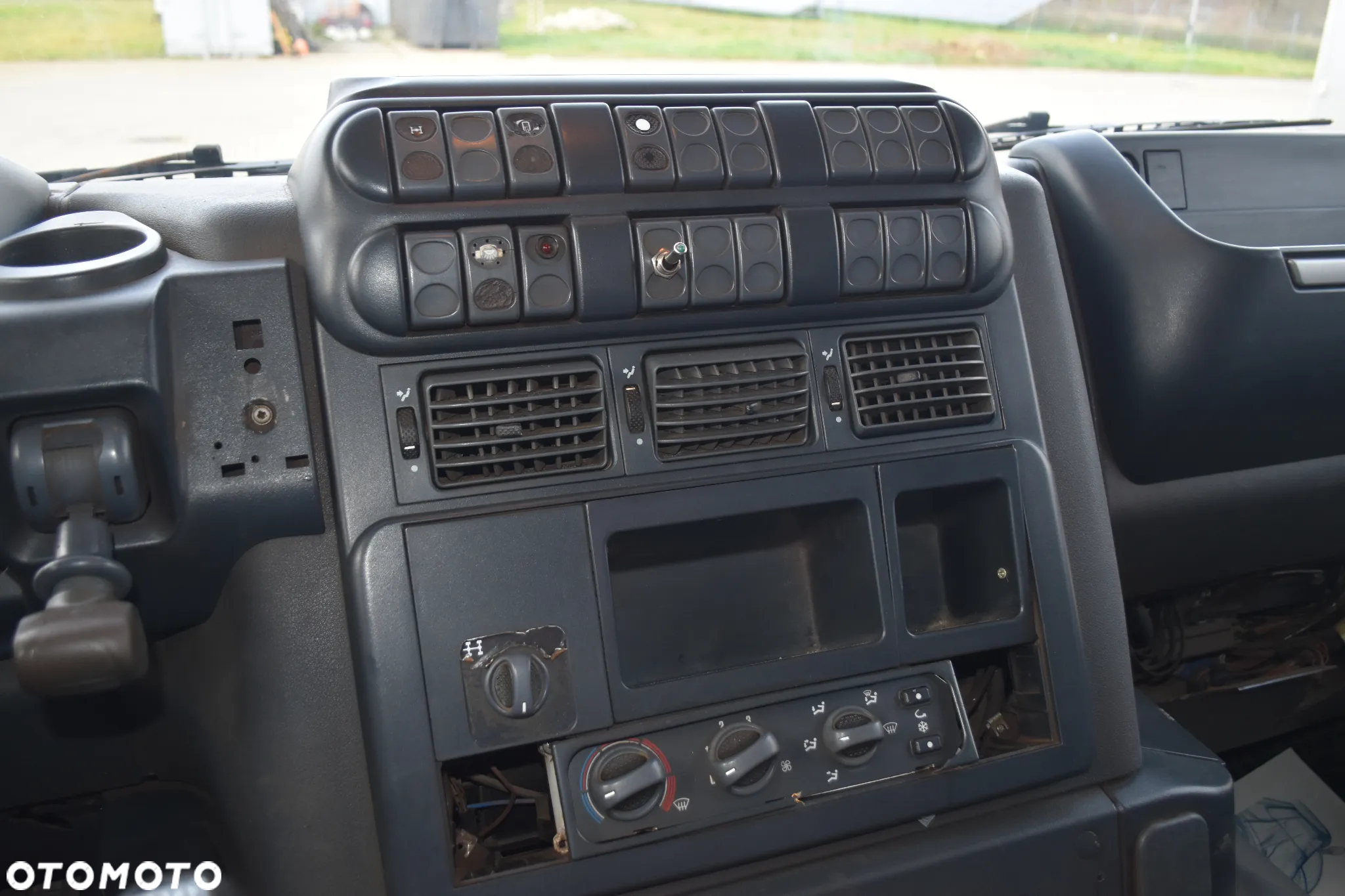 Iveco Trakker - 17