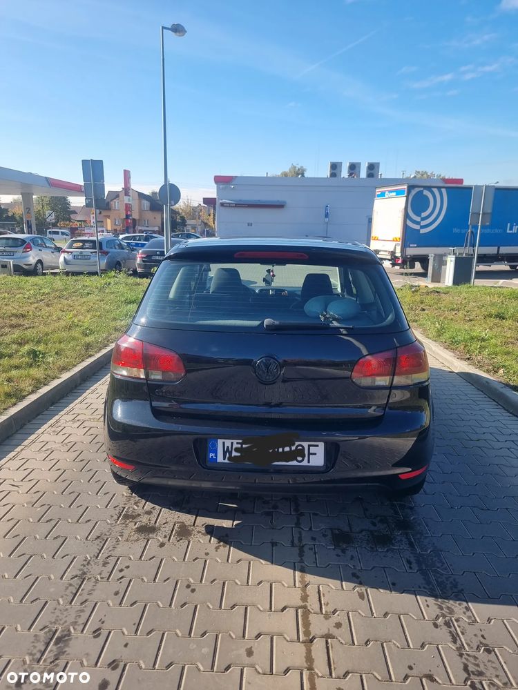 Volkswagen Golf - 9
