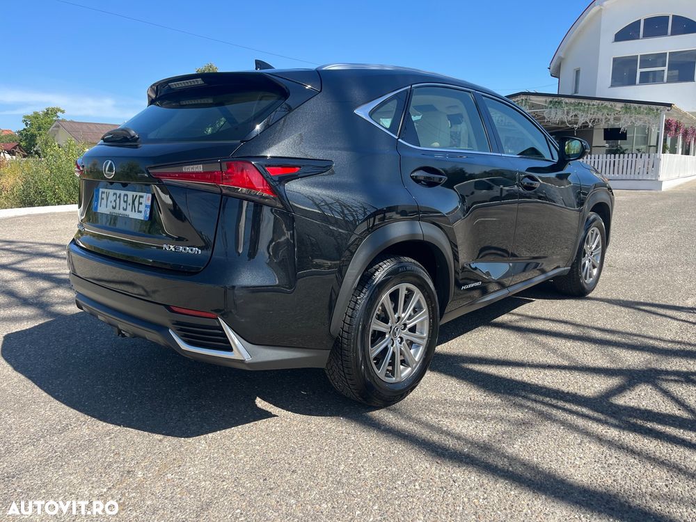 Lexus Seria NX - 3