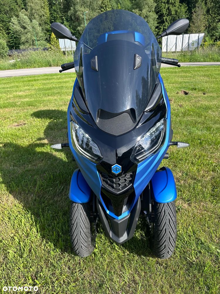 Piaggio MP-3 - 18