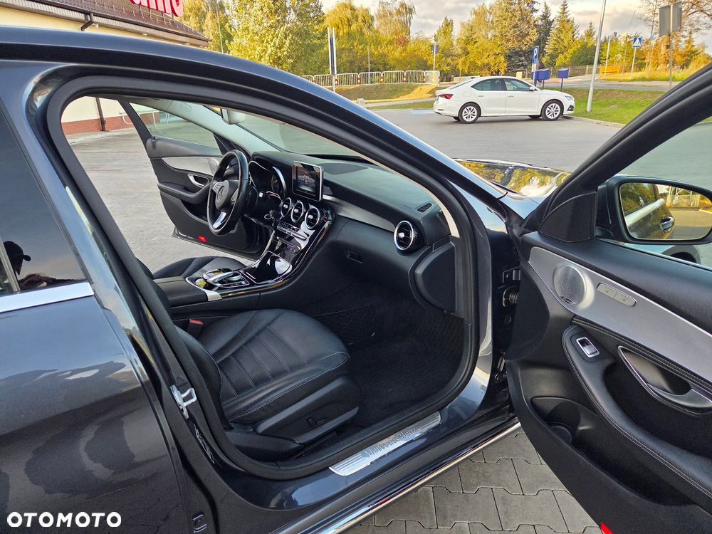 Mercedes-Benz Klasa C 200 7G-TRONIC - 13