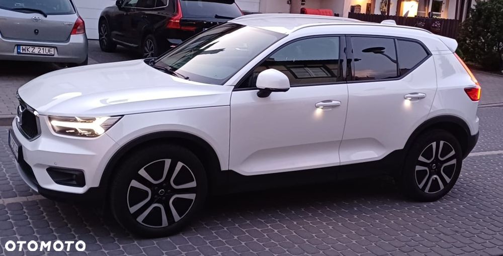 Volvo XC 40 T3 Momentum - 28