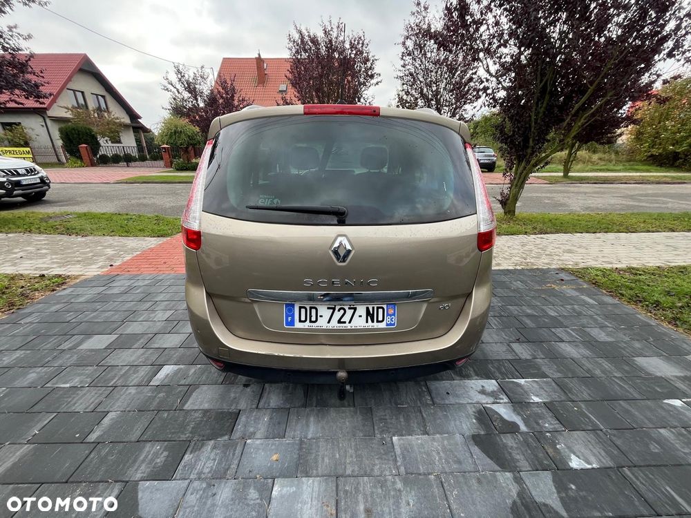 Renault Grand Scenic - 6