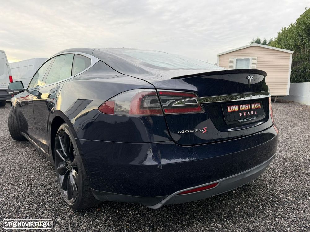 Tesla Model S 60 - 24