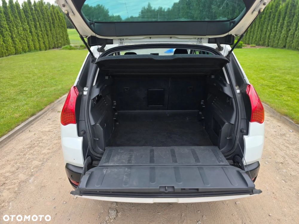 Peugeot 3008 HDi 115 Allure - 14