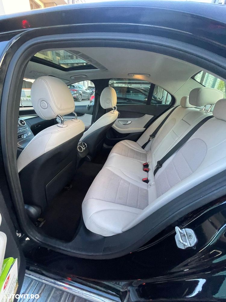 Mercedes-Benz C 220 d 4MATIC Aut. - 13