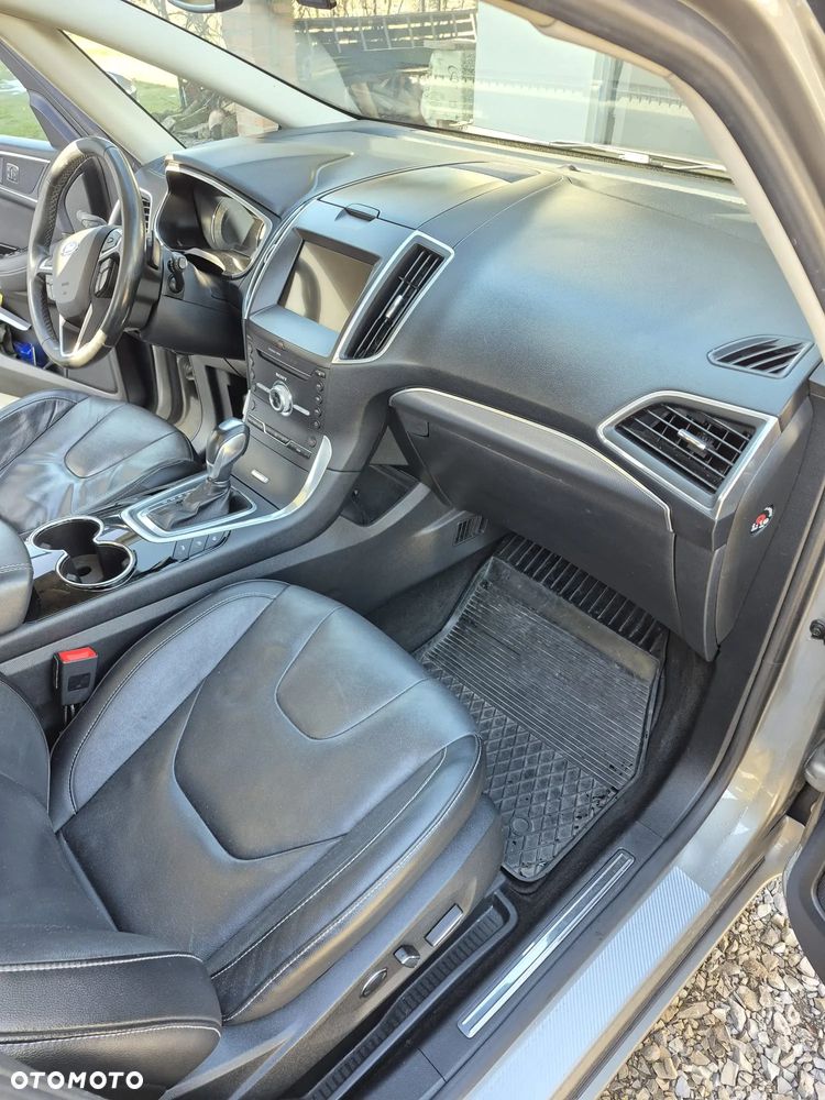 Ford S-Max 2.0 TDCi 4WD Titanium PowerShift - 34