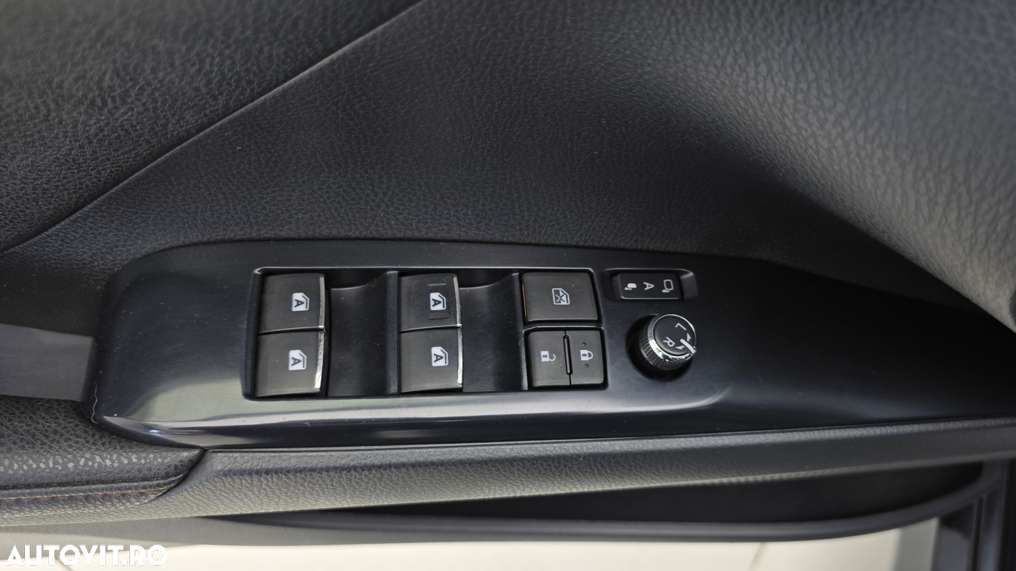 Toyota Camry - 11